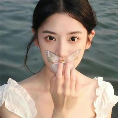 雨夜闪灵